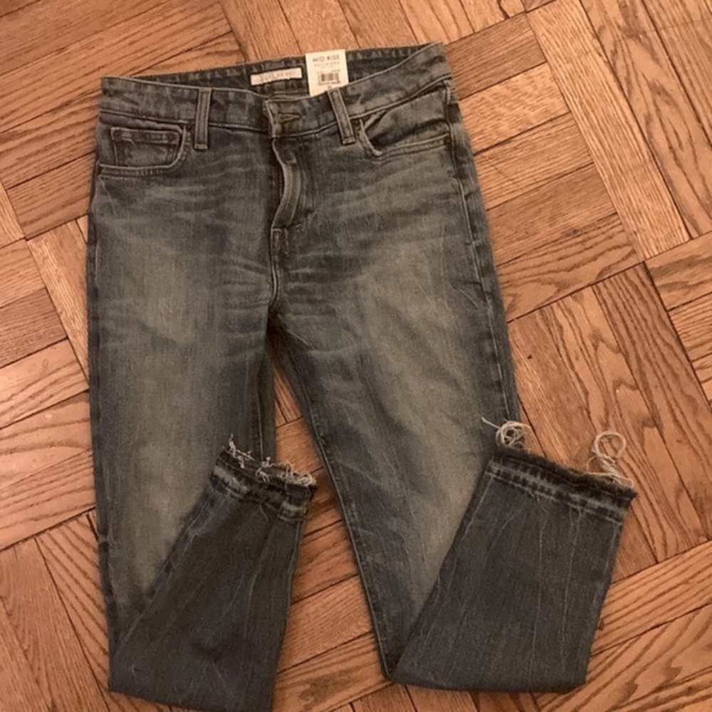 Lucky brand new jeans, never worn! Boyfriend style